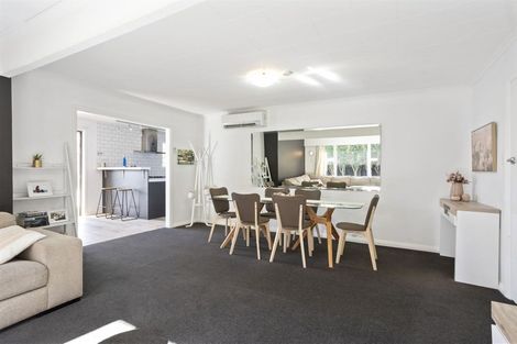 Photo of property in 172 Withells Road, Avonhead, Christchurch, 8042