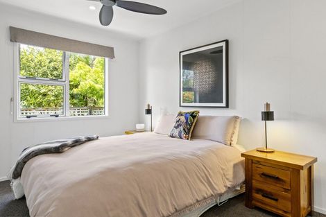 Photo of property in 358 Lake Terrace, Two Mile Bay, Taupo, 3330