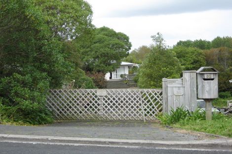 Photo of property in 32 Weza Lane, Kumeu, 0810