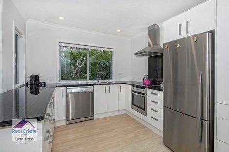 Photo of property in 10 Madison Place, Morningside, Whangarei, 0110