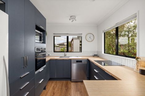 Photo of property in 38 Lisa Place, Brookfield, Tauranga, 3110