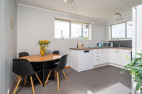 Photo of property in 64b Dalgety Street, Saint Kilda, Dunedin, 9012