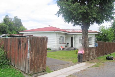 Photo of property in 3 Bp Road, Taumarunui, 3920