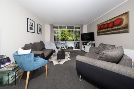 Photo of property in 4j/20 Ian Marwick Place, Birkenhead, Auckland, 0626