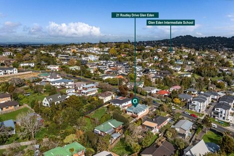 Photo of property in 21 Routley Drive, Glen Eden, Auckland, 0602