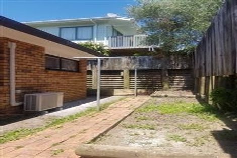 Photo of property in 2/27 Rata Street, New Lynn, Auckland, 0600