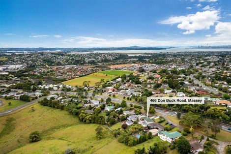 Photo of property in 466 Don Buck Road, Massey, Auckland, 0614