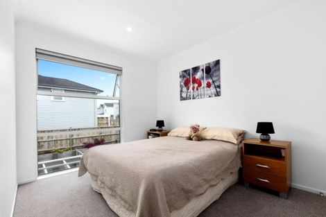 Photo of property in 10 Couldrey Crescent, Red Beach, 0932