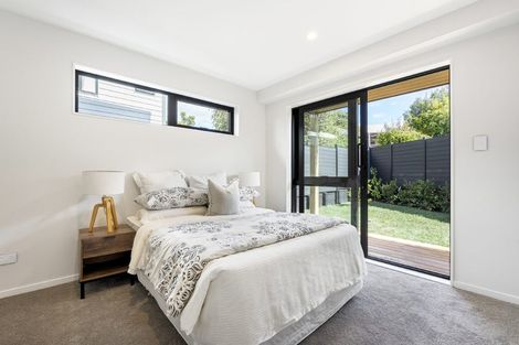 Photo of property in 111 Sycamore Drive, Sunnynook, Auckland, 0620