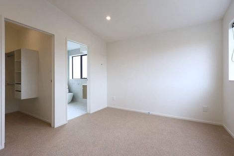 Photo of property in 5/25 Hutchinson Avenue, New Lynn, Auckland, 0600