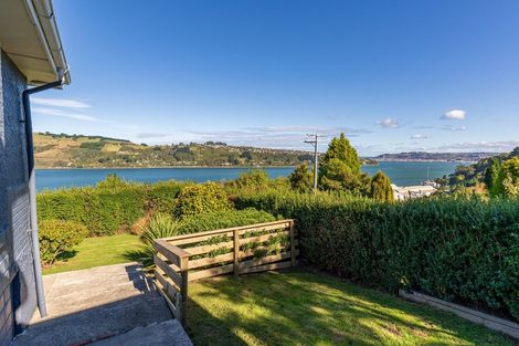 Photo of property in 6 Hinau Street, Ravensbourne, Dunedin, 9022