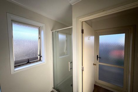 Photo of property in 2a Snead Place, Hamilton East, Hamilton, 3216