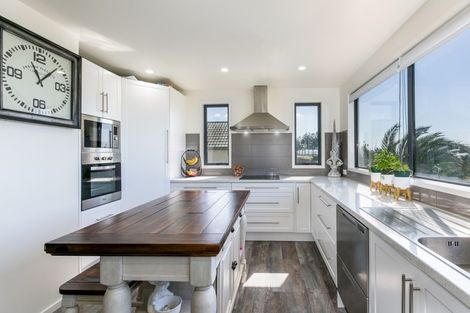 Photo of property in 220 Te Awa Avenue, Awatoto, Napier, 4110