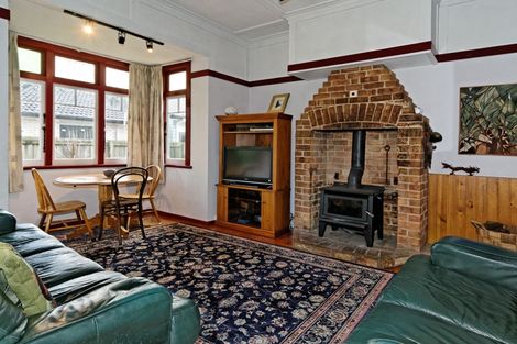 Photo of property in 22 Rimu Road, Oratia, Auckland, 0604