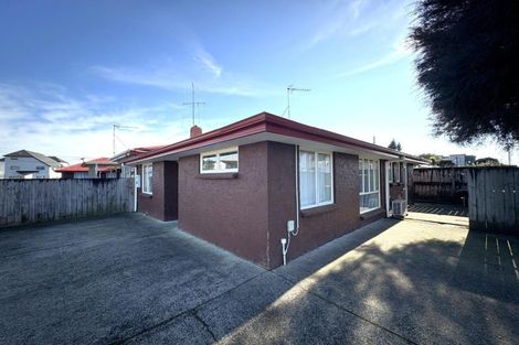 Photo of property in 2a Snead Place, Hamilton East, Hamilton, 3216
