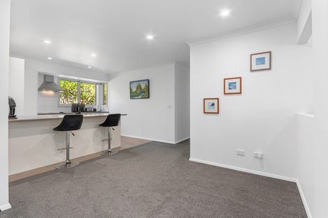 Photo of property in 82 Barbados Way, One Tree Point, 0118