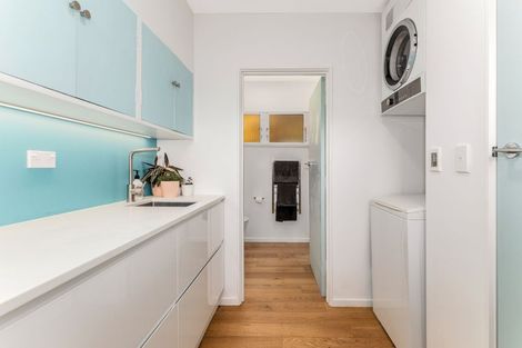 Photo of property in 36 Norton Park Avenue, Fairfield, Lower Hutt, 5011