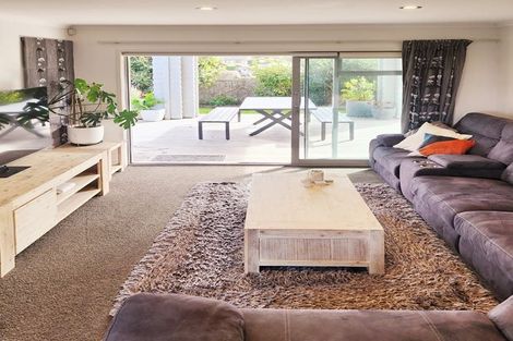 Photo of property in 126 Maire Road, Orewa, 0931