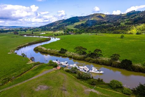 Photo of property in 9 Riverside Way, Clevedon, 2585