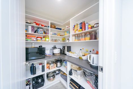 Photo of property in 94 James Line, Kelvin Grove, Palmerston North, 4414