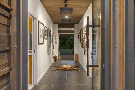 Photo of property in 137 Bannockburn Road, Cromwell, 9384