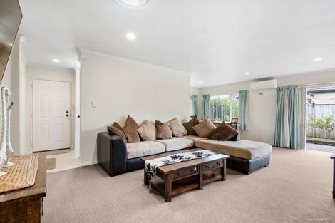 Photo of property in 66 Sandwick Drive, Weymouth, Auckland, 2103