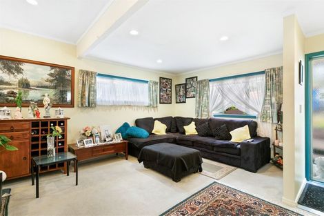Photo of property in 24 Withers Road, Glen Eden, Auckland, 0602