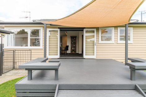 Photo of property in 7 Swansea Street, Hokowhitu, Palmerston North, 4410