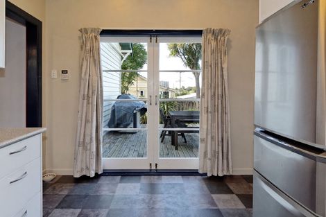 Photo of property in 22 Rimu Road, Oratia, Auckland, 0604