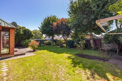Photo of property in 10 Lodge Place, Ilam, Christchurch, 8041