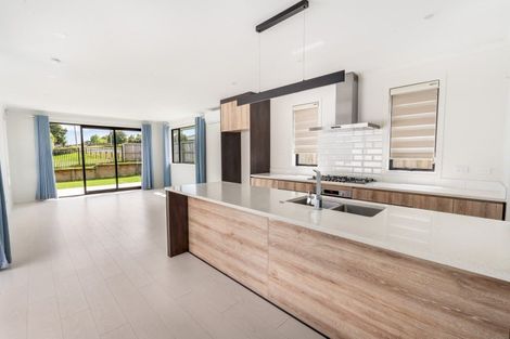 Photo of property in 79 Murray Ward Drive, Te Kauwhata, 3710