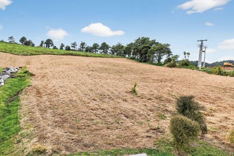 Photo of property in 2 Arahanga Road, Paparoa, 0571