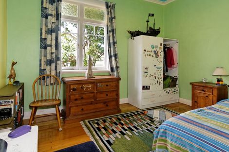 Photo of property in 22 Rimu Road, Oratia, Auckland, 0604