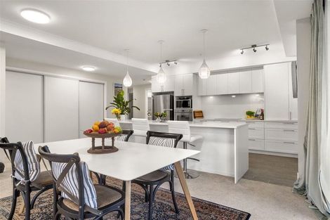 Photo of property in 73 Panorama Heights, Orewa, 0931