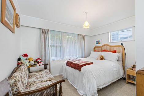 Photo of property in 278 Whangaparaoa Road, Red Beach, 0932