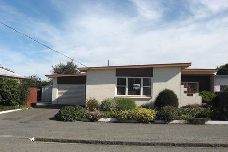 Photo of property in 206 Walnut Avenue, Ashburton, 7700