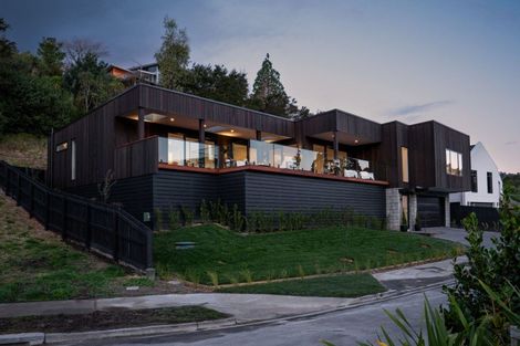 Photo of property in 17 Taruna Place, Havelock North, 4130