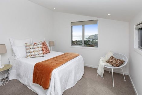 Photo of property in 2 Challenger Lane, Redcliffs, Christchurch, 8081