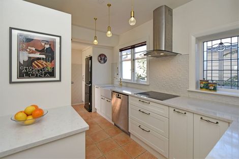 Photo of property in 8 Norwood Street, Beckenham, Christchurch, 8023