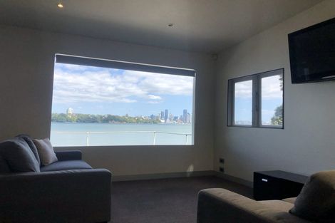 Photo of property in 41 Norwood Road, Bayswater, Auckland, 0622