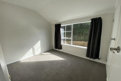 Photo of property in 35 Old Coach Road, Johnsonville, Wellington, 6037