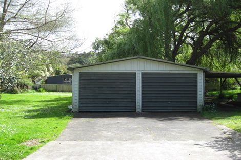 Photo of property in 17 Foster Avenue, Huia, Auckland, 0604