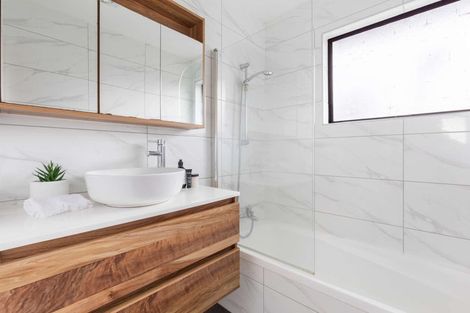 Photo of property in 20 Ben Keys Street, Te Puke, 3119