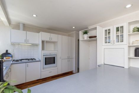 Photo of property in 52 Matatua Road, Raumati Beach, Paraparaumu, 5032