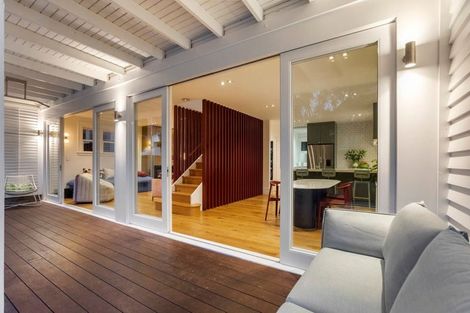 Photo of property in 49 Anglesea Street, Freemans Bay, Auckland, 1011