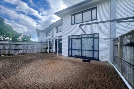 Photo of property in 44/2 Armoy Drive, East Tamaki, Auckland, 2016