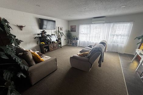 Photo of property in 7/195 Waterloo Road, Hutt Central, Lower Hutt, 5010