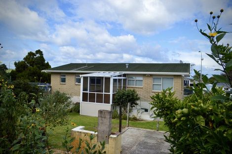 Photo of property in 35 Maranui Street, Mount Maunganui, 3116