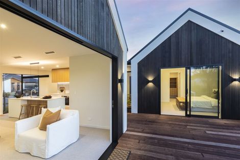 Photo of property in 28 Oakmill Drive, Casebrook, Christchurch, 8051