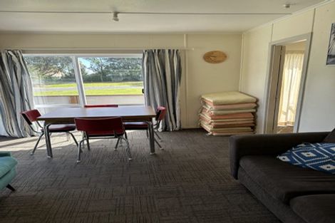 Photo of property in 1 First Avenue, Urenui, 4377